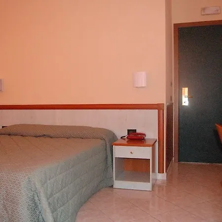 Laurence Otel 3*