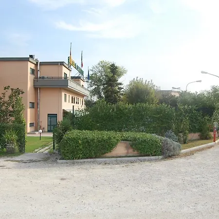 Laurence 3* Rome