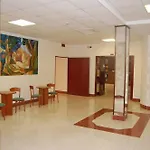Laurence Hotel