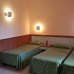 Laurence Hotel