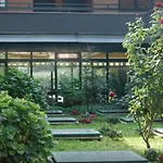 Laurence Hotel